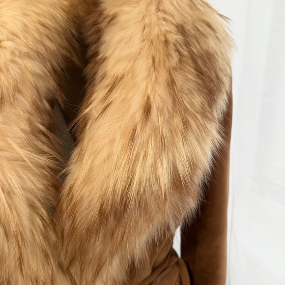 Vintage shearling coat with genuine Fox fur collar - Picture 6 of 16